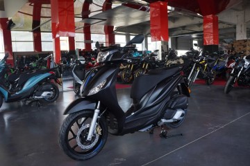 Piagio Medley 125 S Wyprzedaż rocznika Raty 0 Transport